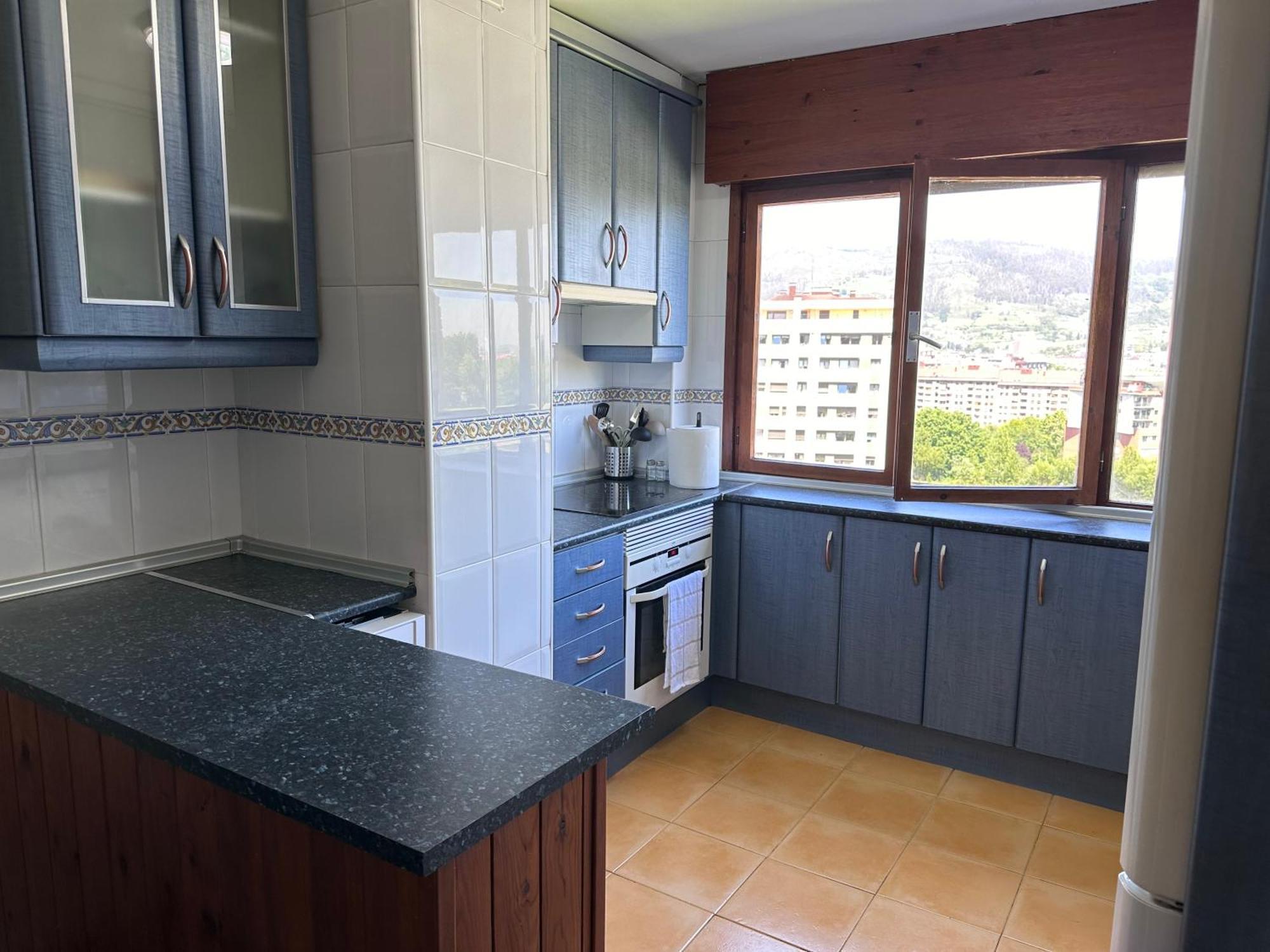 Acogedor Apartamento Con Vistas A La Catedral Y Parking Oviedo Exterior photo